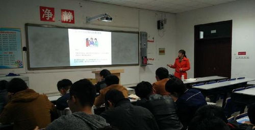 多媒体教学多年余 教师真的爱用课件吗？